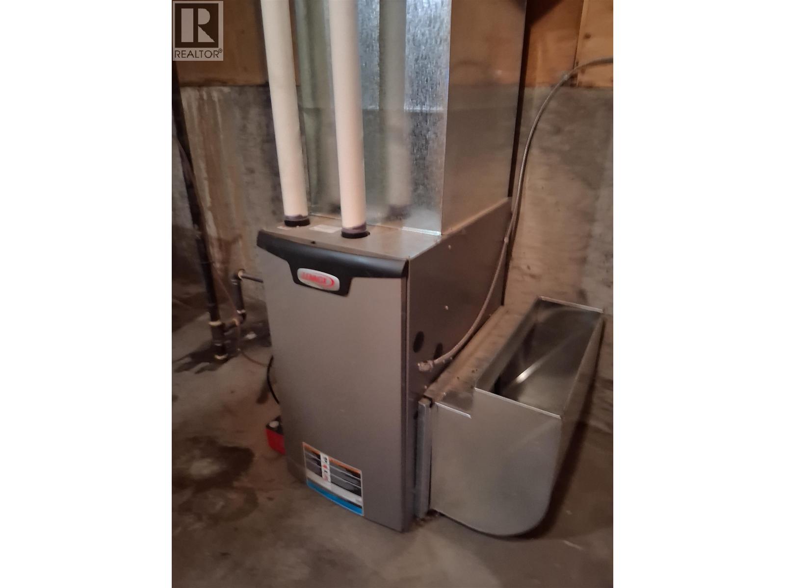 9077 FORSYTH Road, Topley