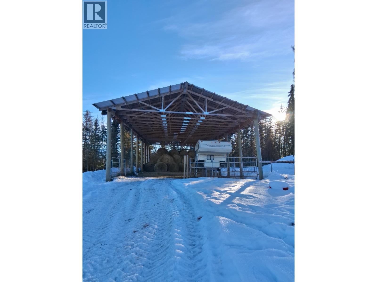 9077 FORSYTH Road, Topley