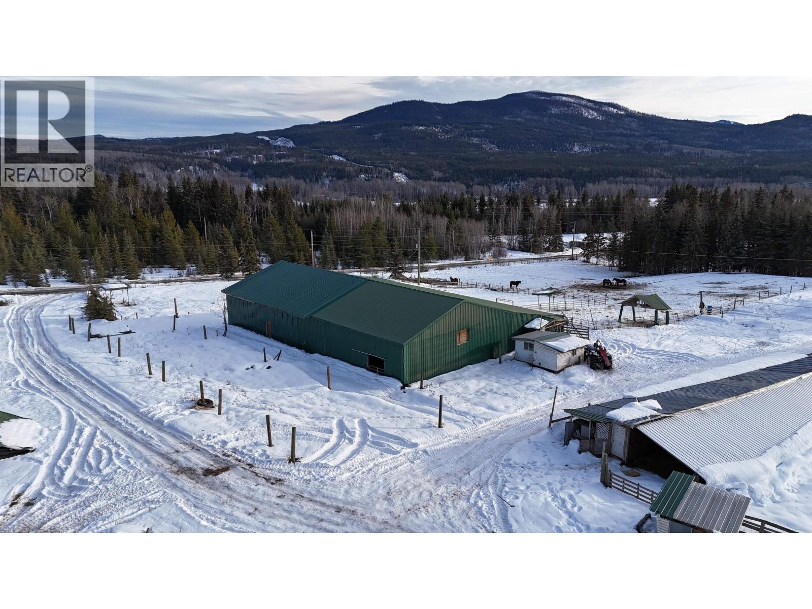 9077 FORSYTH Road, Topley