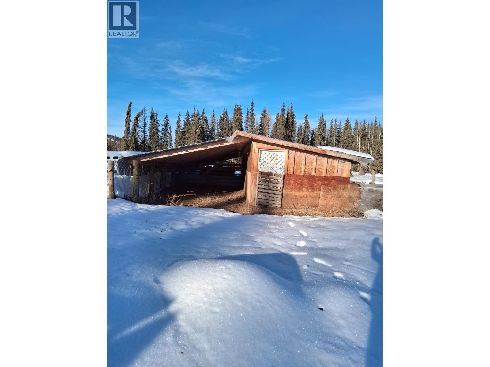 9077 FORSYTH Road, Topley