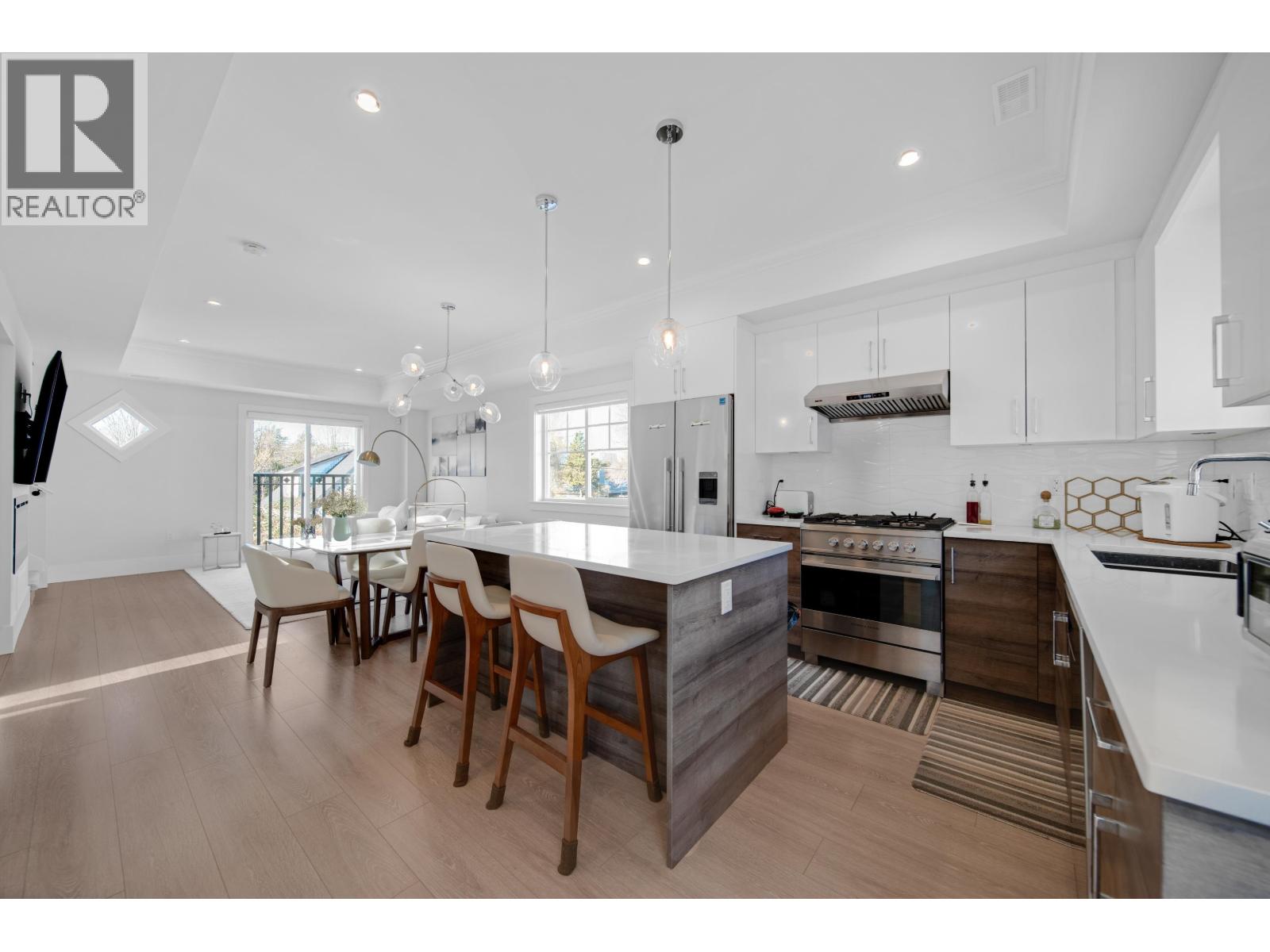 24 9211 MCKIM WAY, Richmond