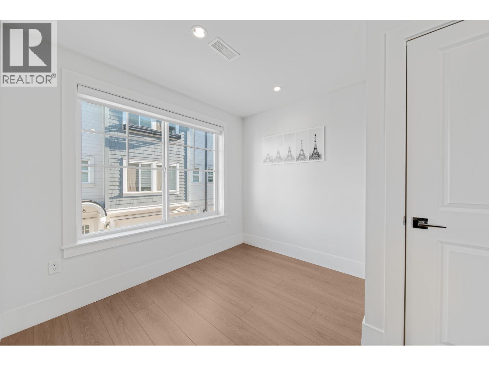 24 9211 MCKIM WAY, Richmond