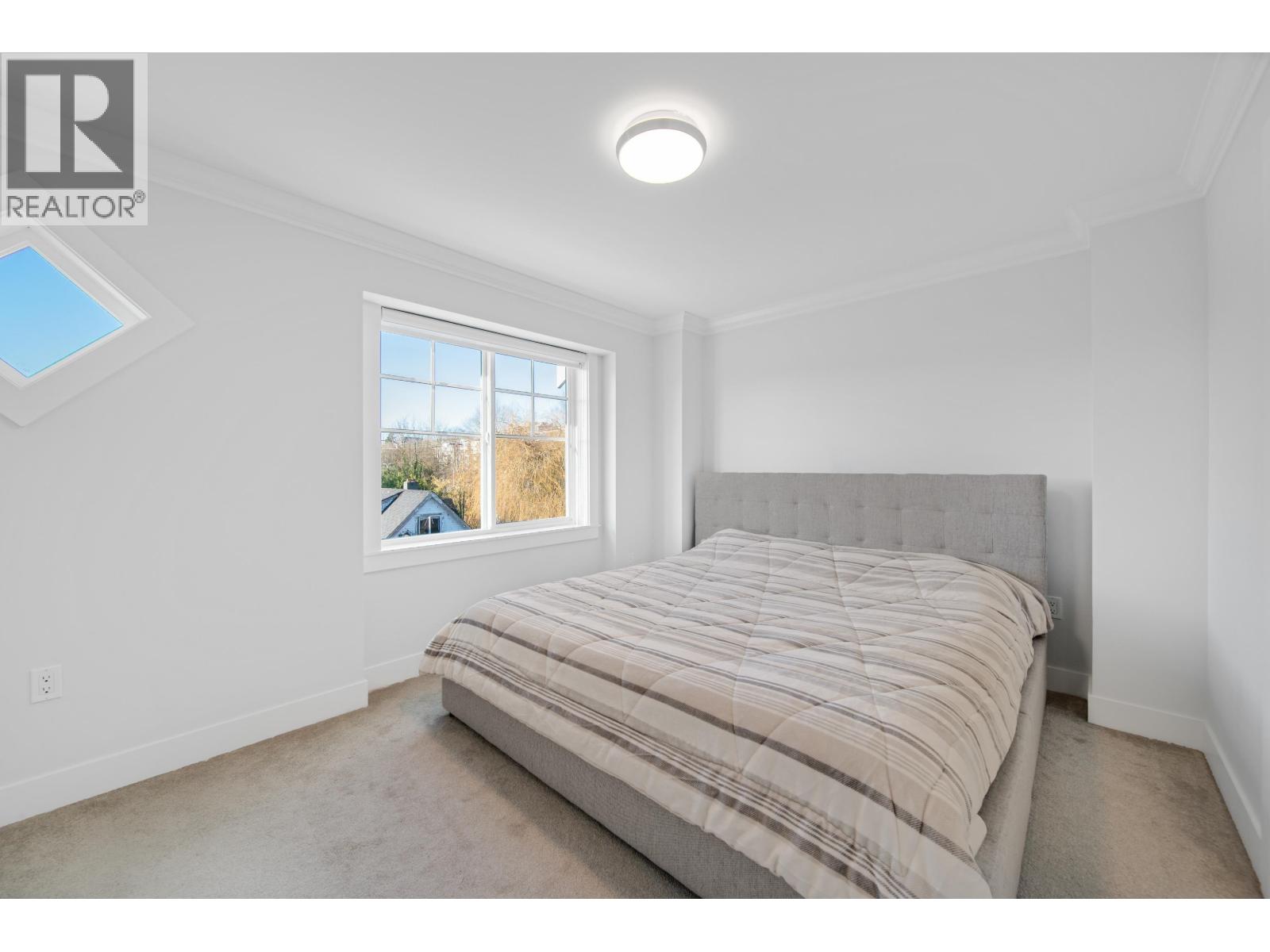 24 9211 MCKIM WAY, Richmond