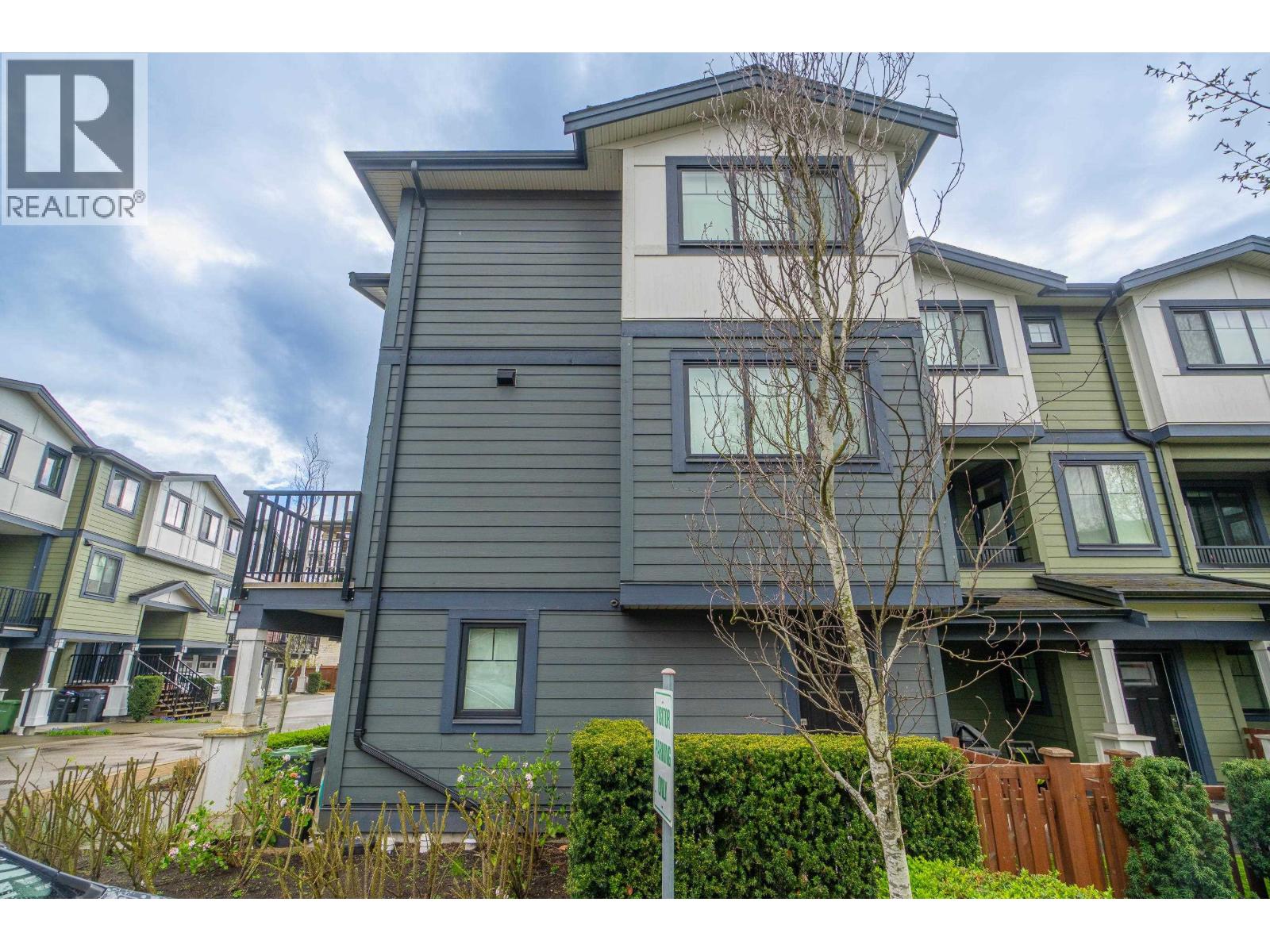 46 188 WOOD STREET, New Westminster