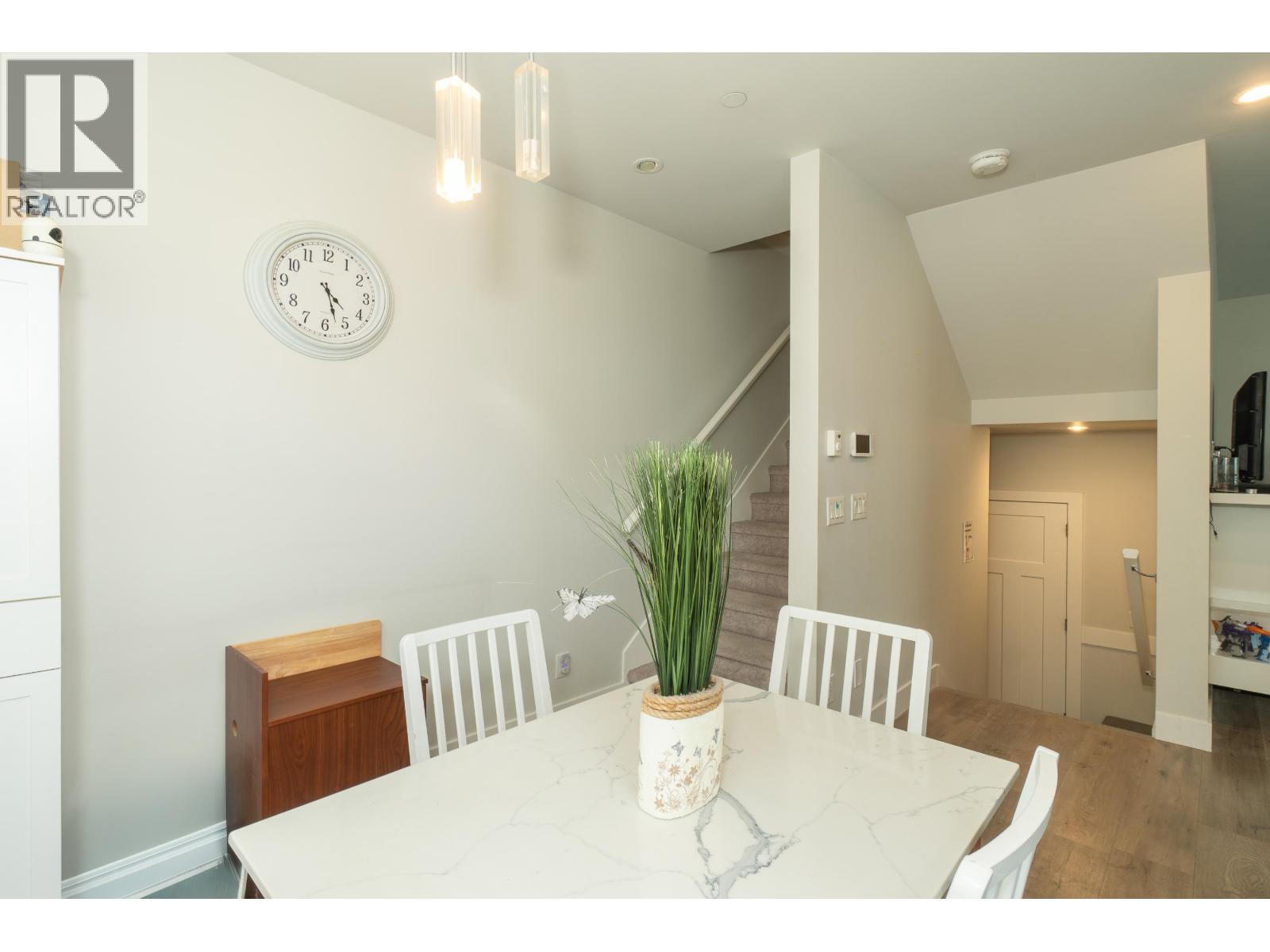 46 188 WOOD STREET, New Westminster