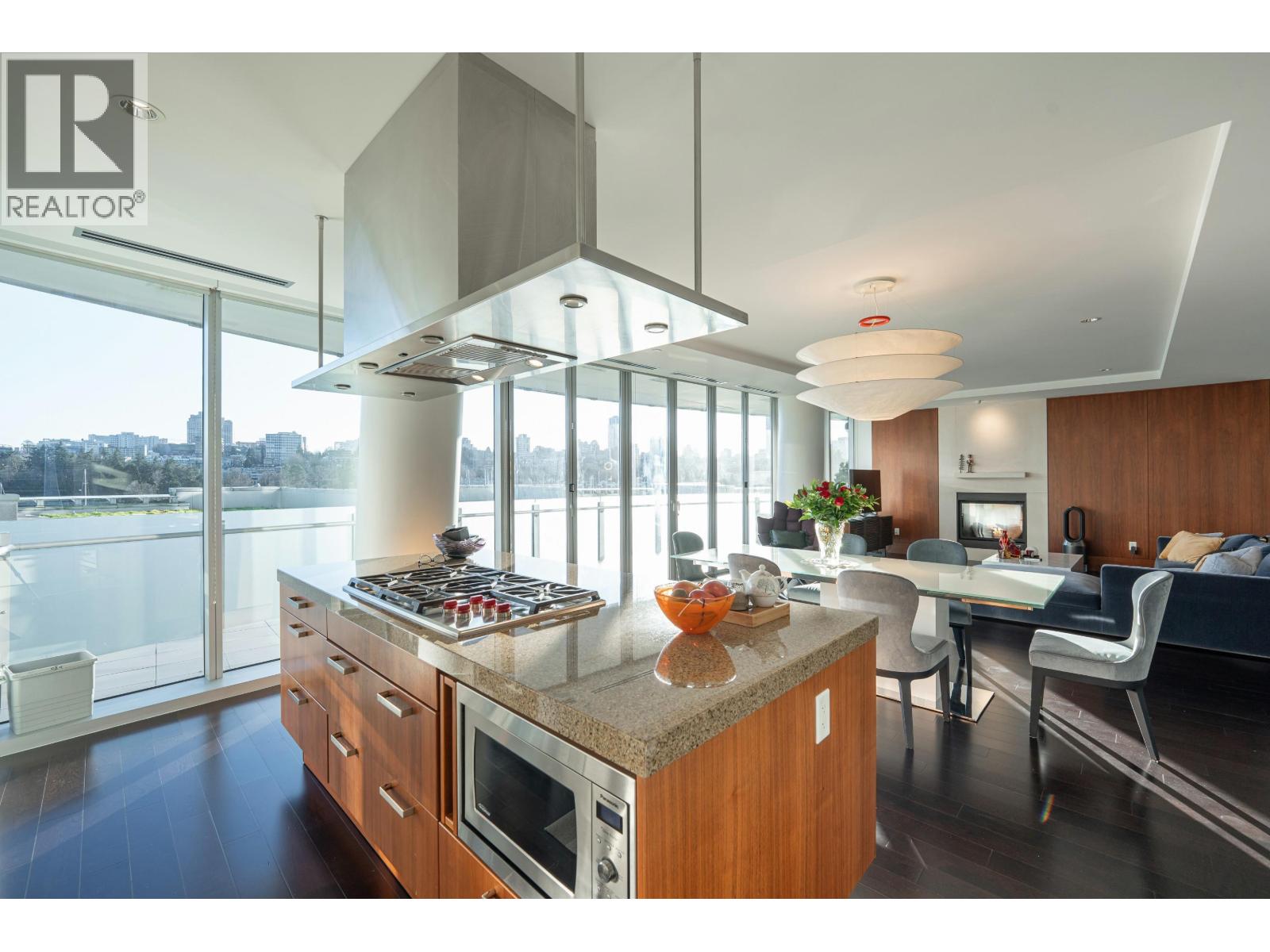 306 1560 HOMER MEWS, Vancouver