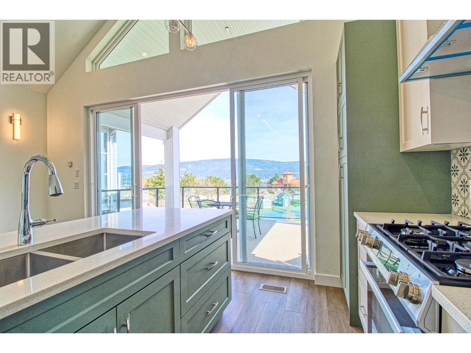 336 6857 Madrid Way, Kelowna