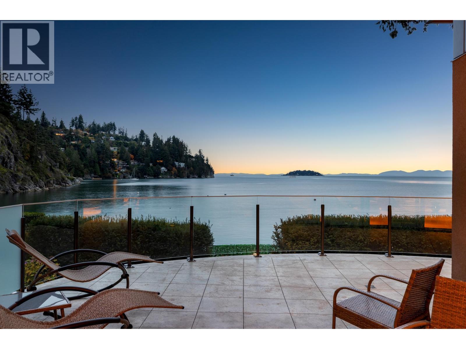 6780 BATCHELOR BAY PLACE, West Vancouver