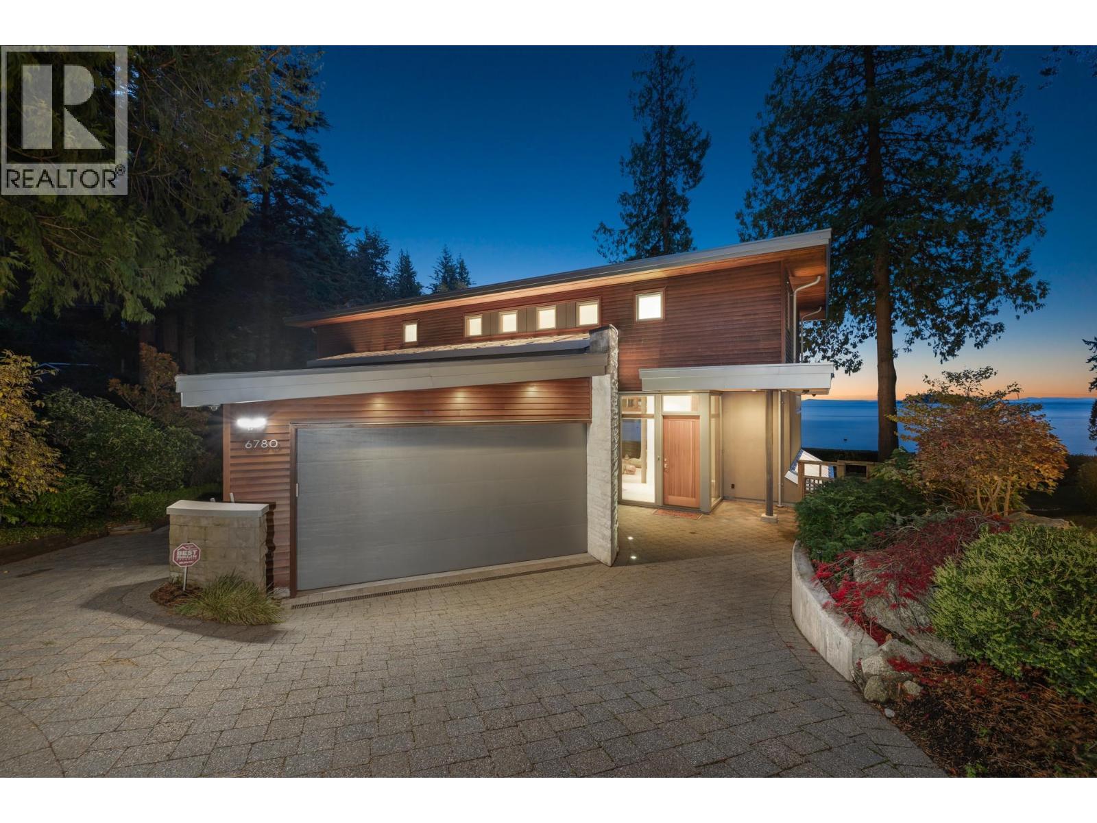 6780 BATCHELOR BAY PLACE, West Vancouver