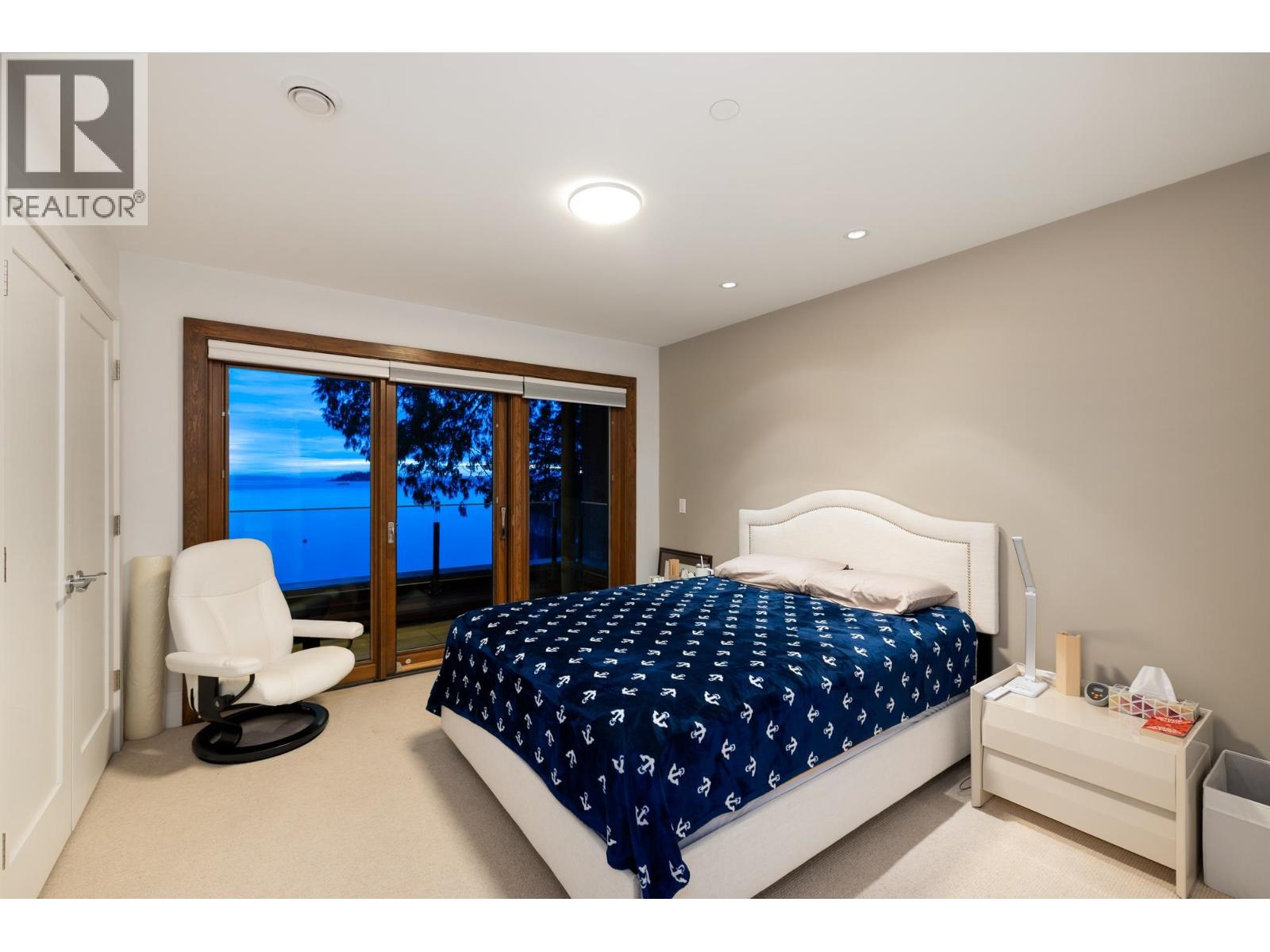 6780 BATCHELOR BAY PLACE, West Vancouver