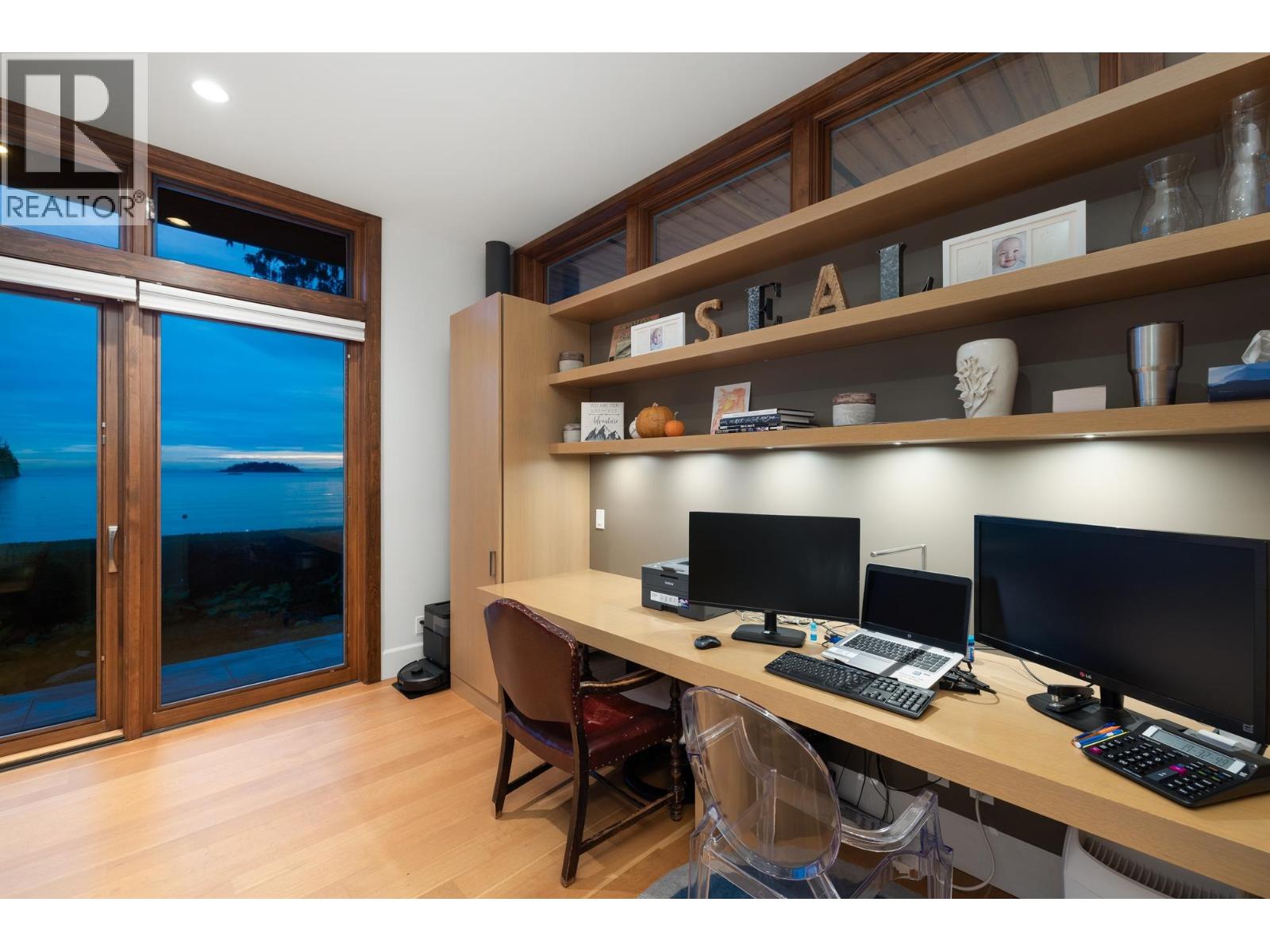 6780 BATCHELOR BAY PLACE, West Vancouver