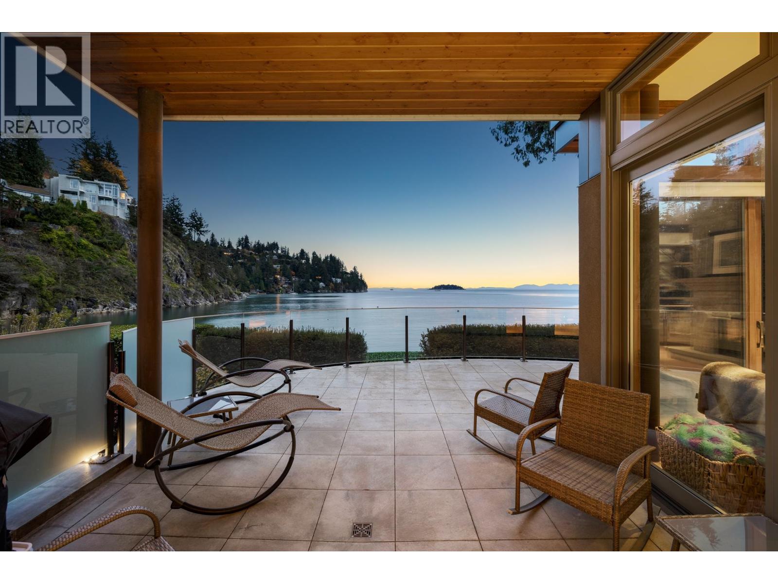 6780 BATCHELOR BAY PLACE, West Vancouver