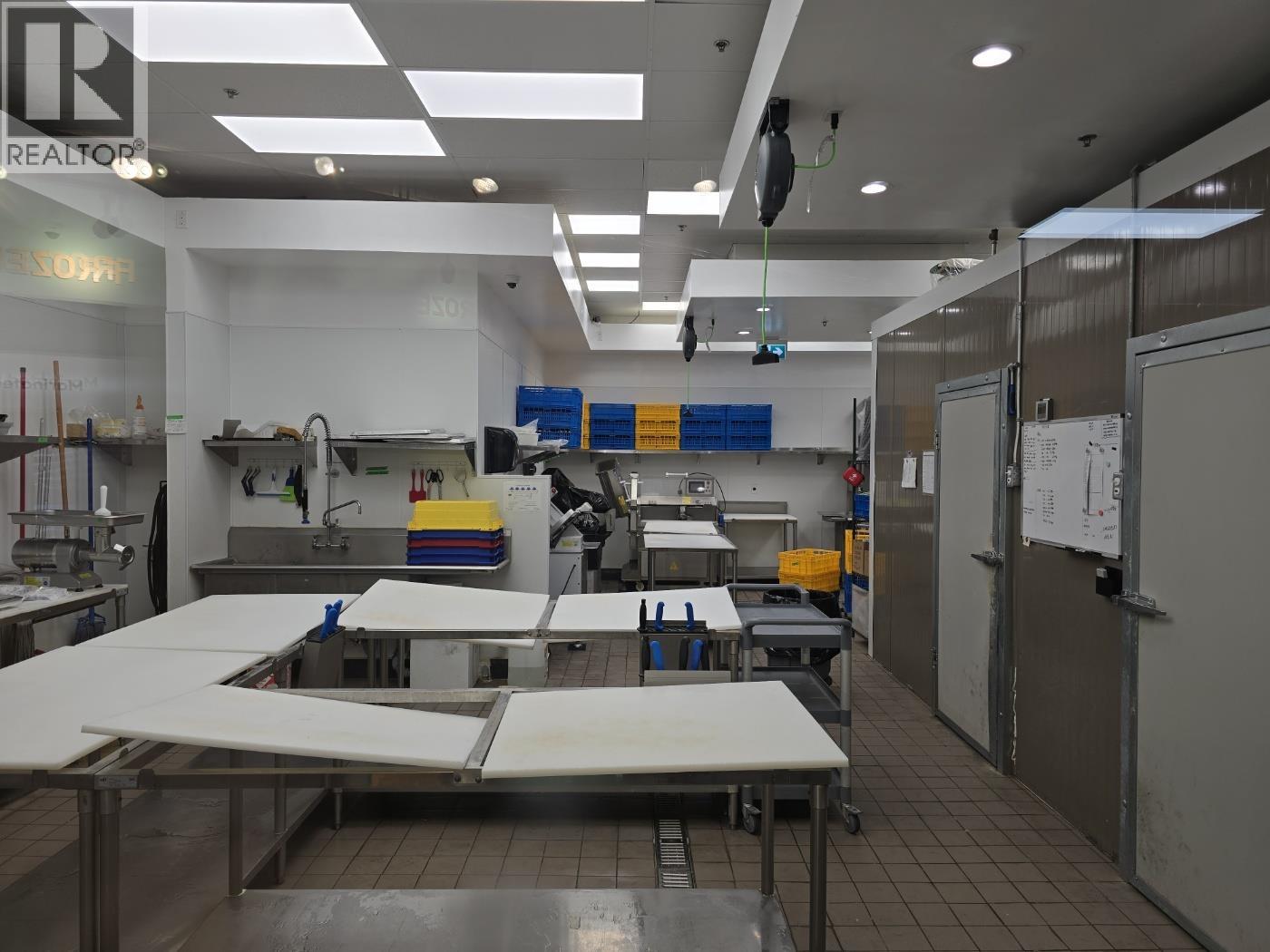 Business in Burnaby - Image 11