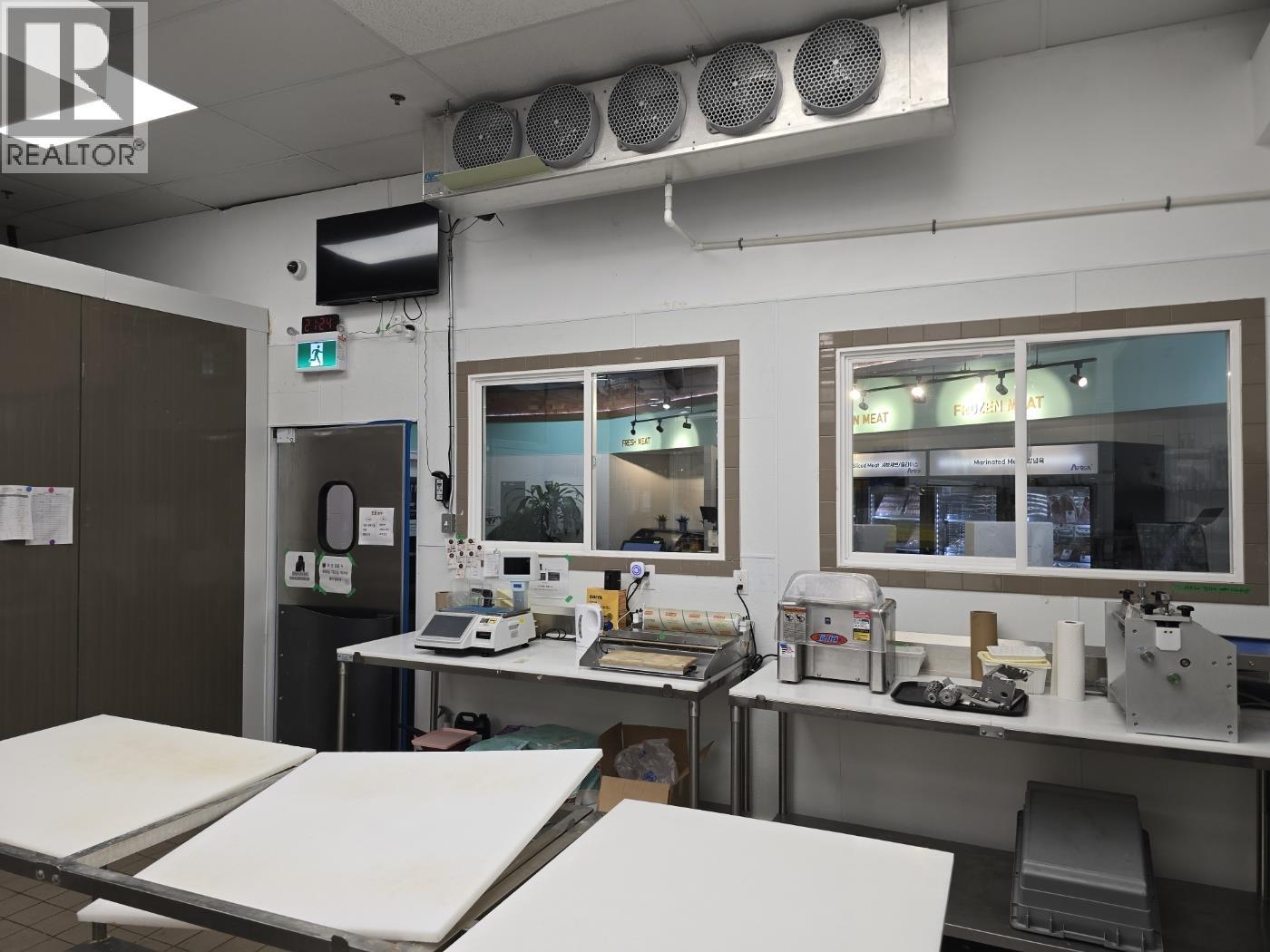 Business in Burnaby - Image 19