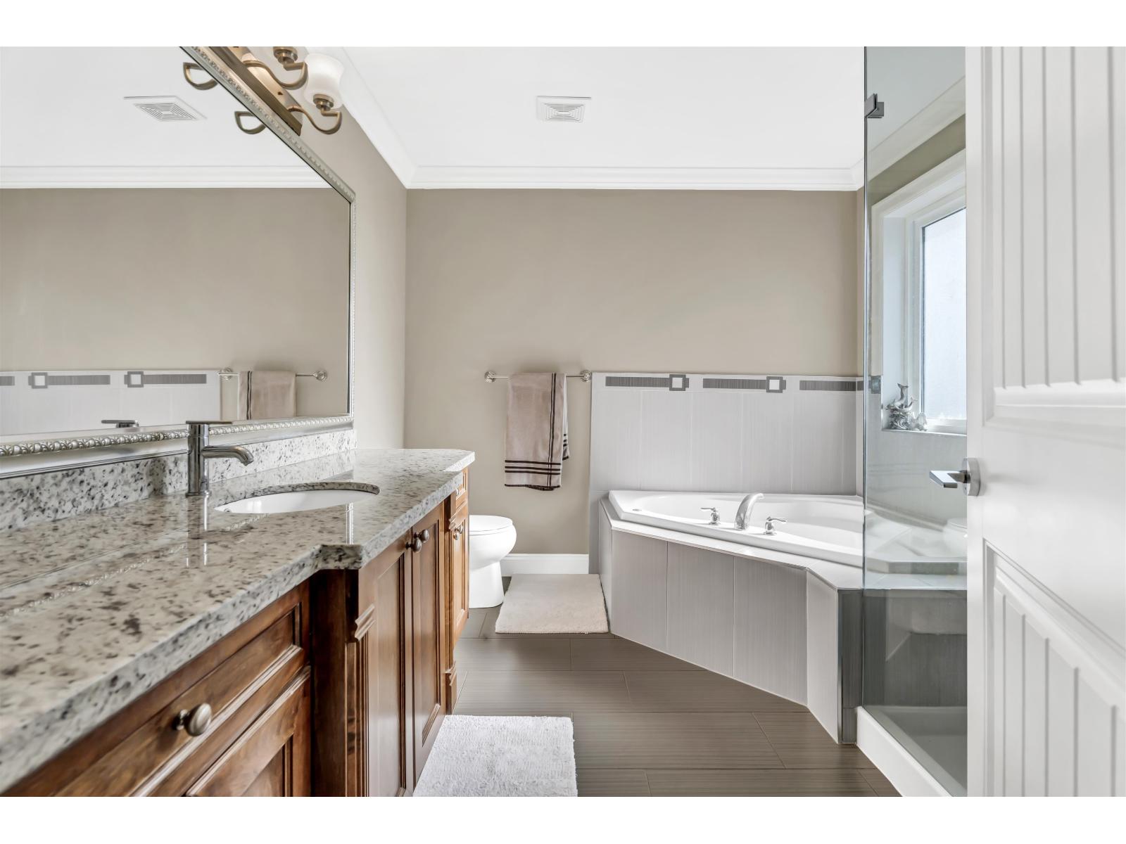 2620 270B STREET, Langley