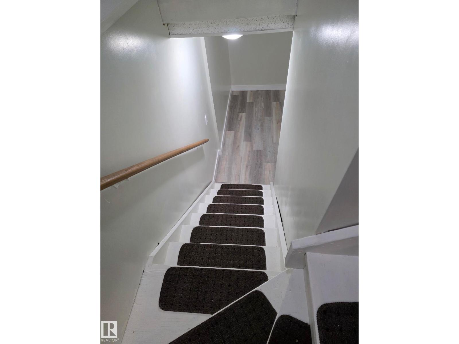 #105 1 ABERDEEN WY, Stony Plain