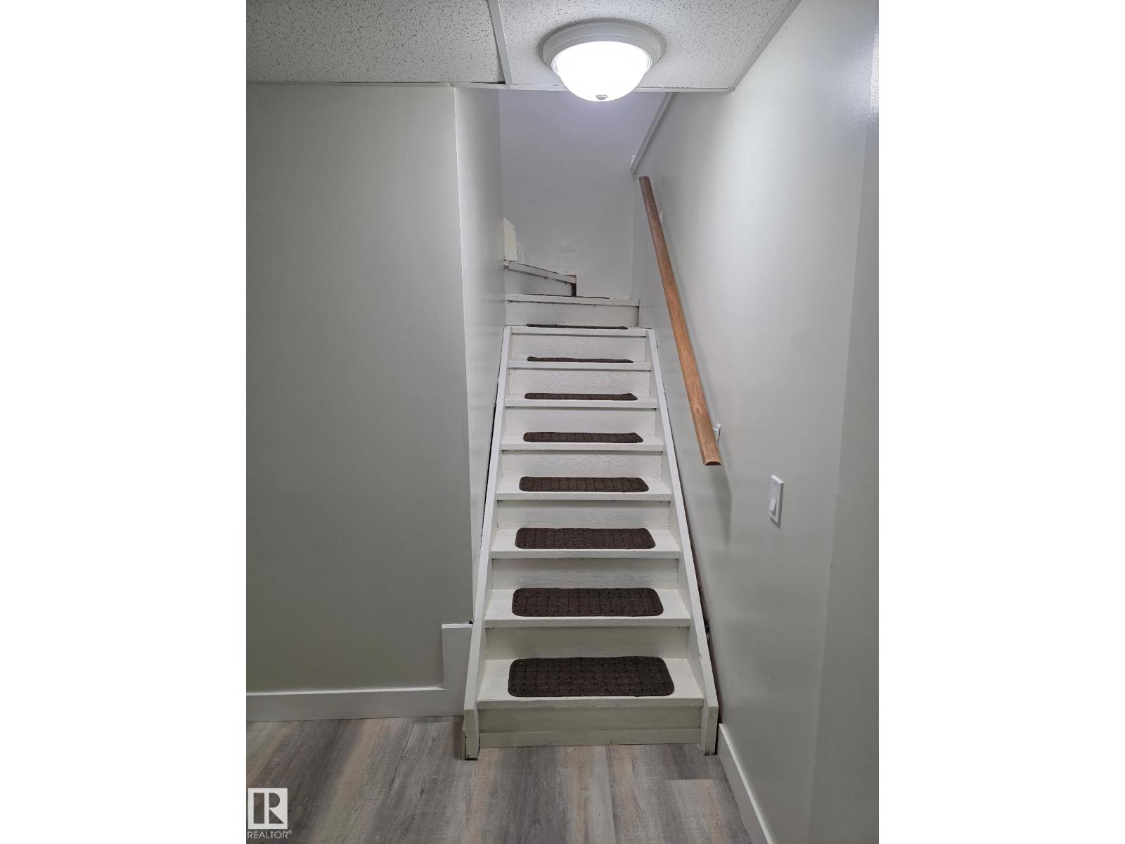 #105 1 ABERDEEN WY, Stony Plain