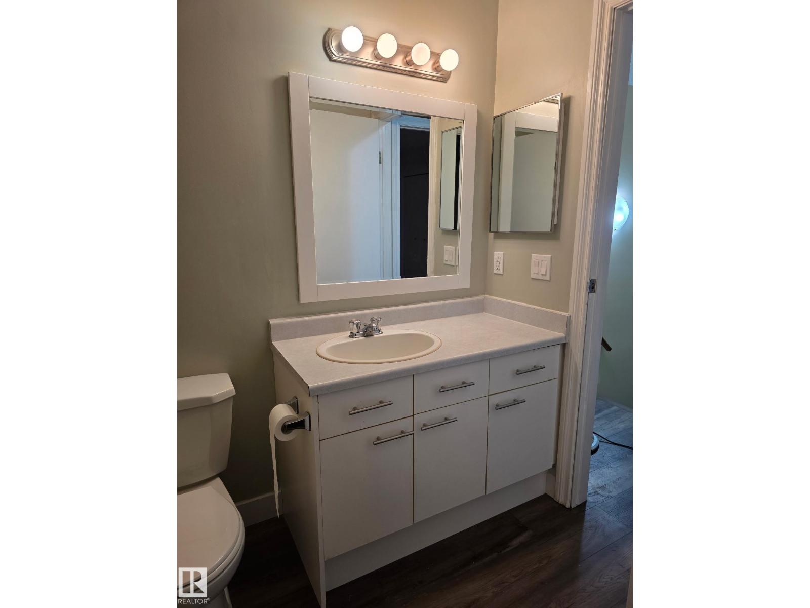 #105 1 ABERDEEN WY, Stony Plain