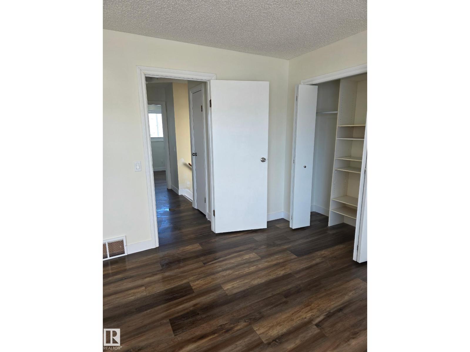 #105 1 ABERDEEN WY, Stony Plain