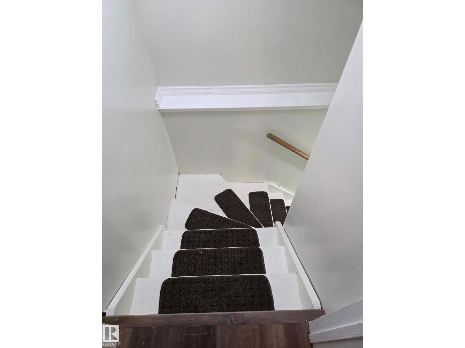 #105 1 ABERDEEN WY, Stony Plain