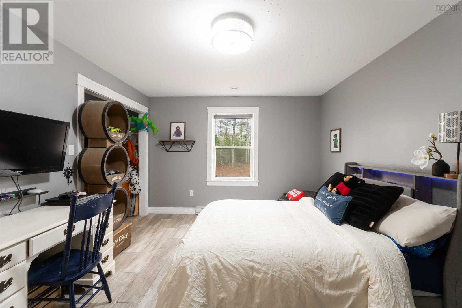 Property 26 of 48 of 561 Hall Road