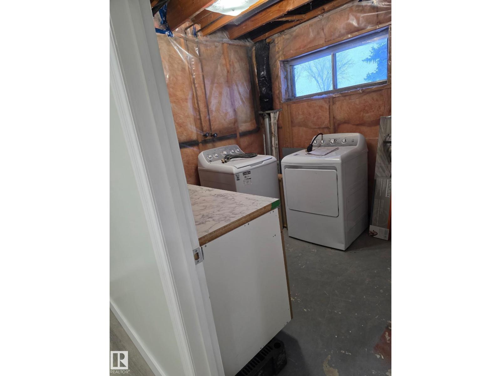 #105 1 ABERDEEN WY, Stony Plain