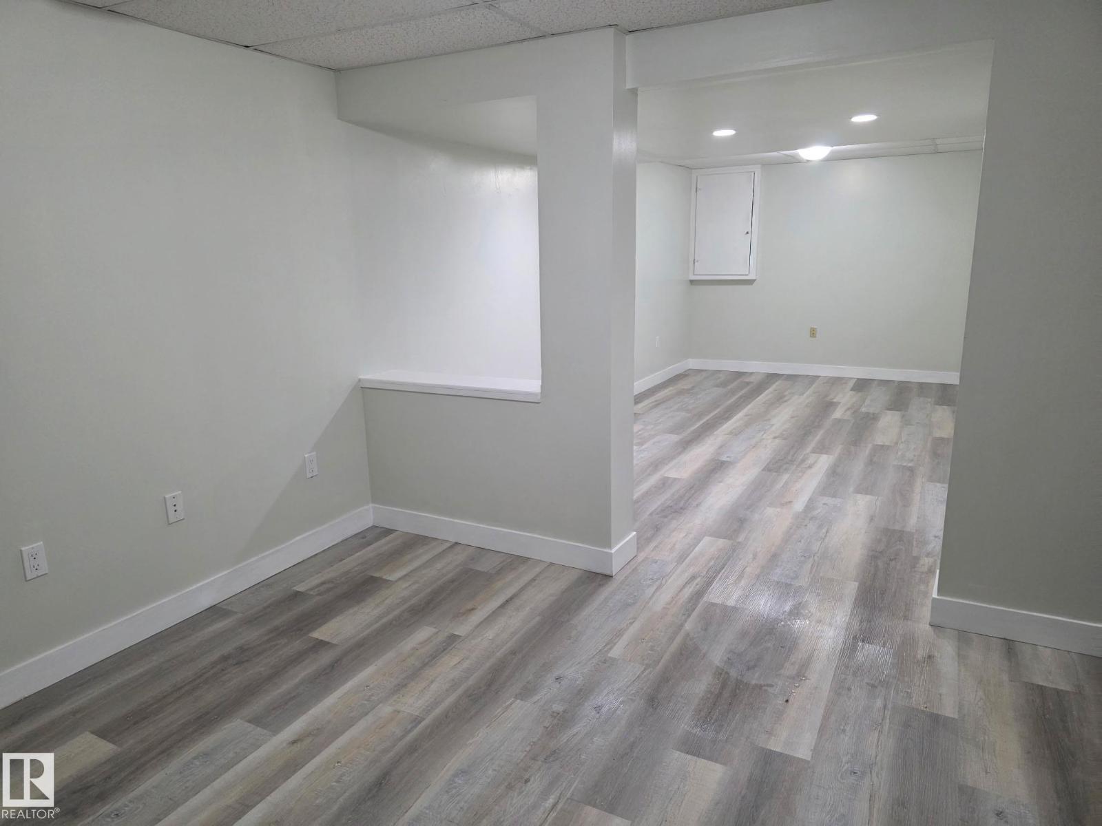 #105 1 ABERDEEN WY, Stony Plain