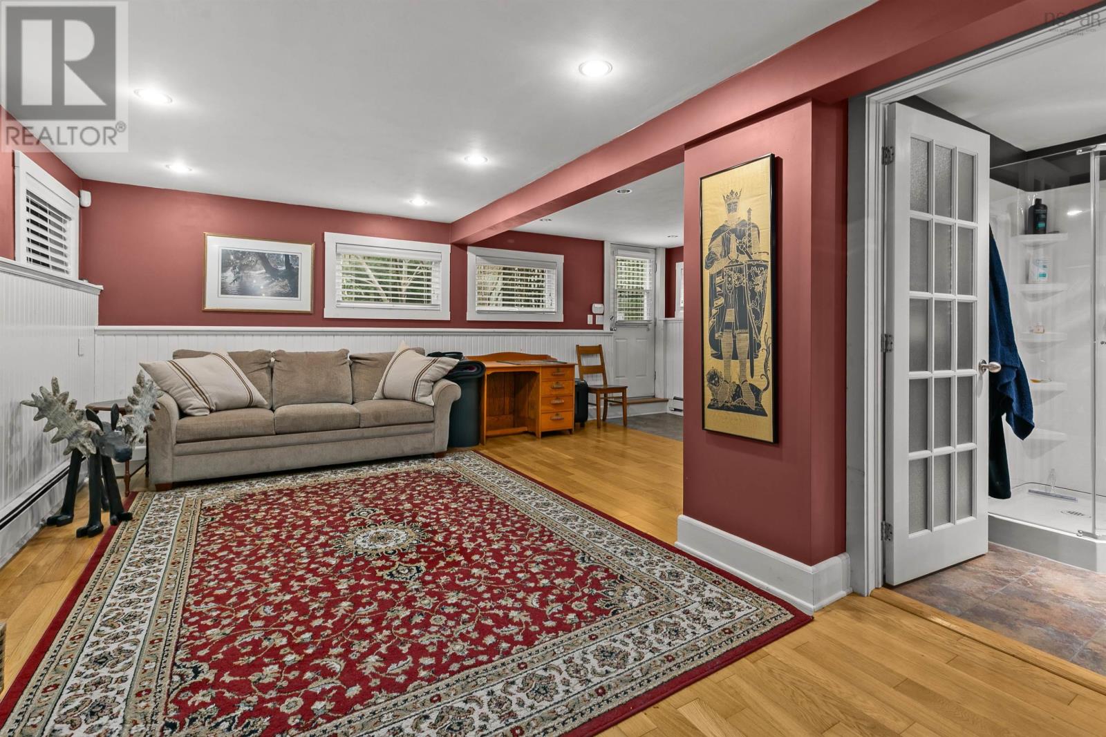 Property 39 of 50 of 1932 Rosebank Avenue