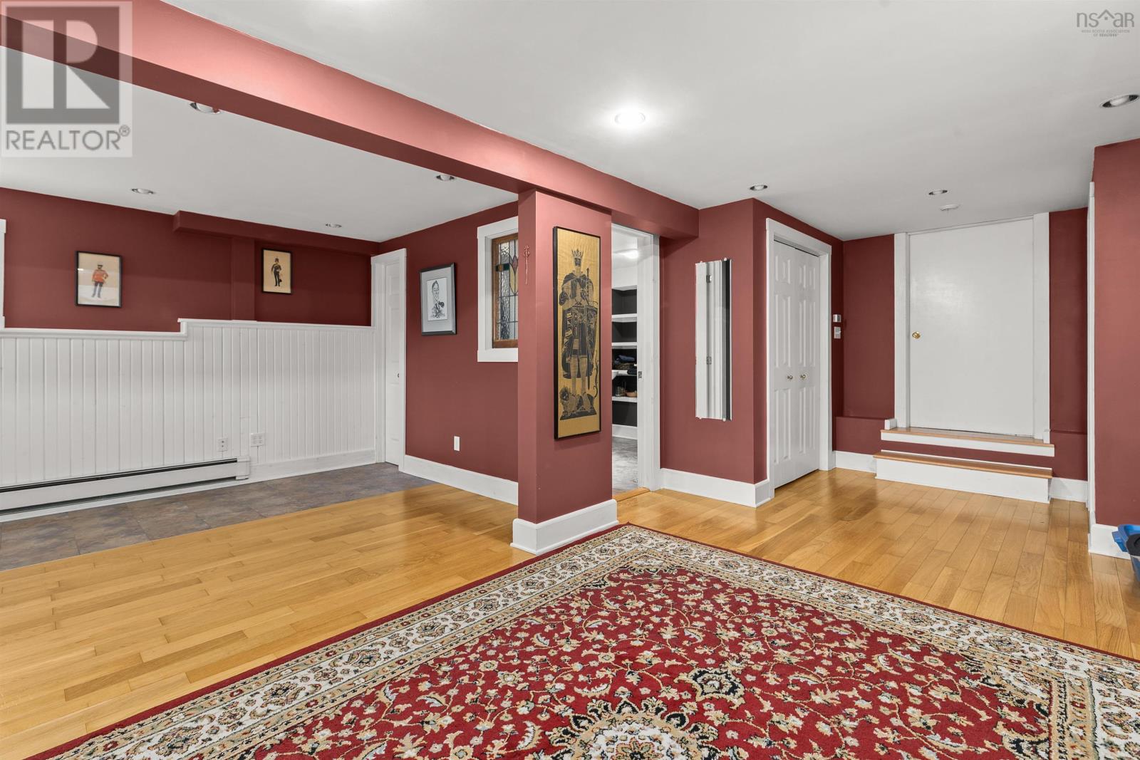 Property 40 of 50 of 1932 Rosebank Avenue