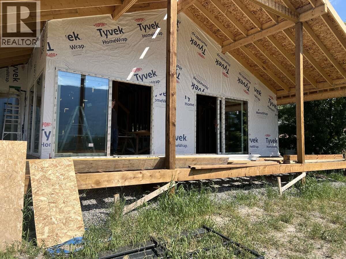 4764 Riverview Drive, Edgewater