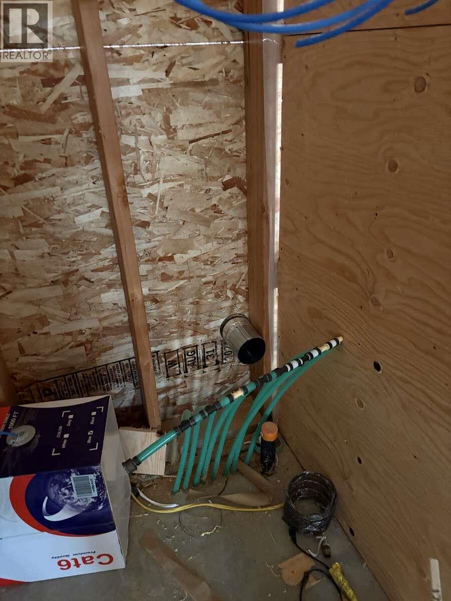 4764 Riverview Drive, Edgewater