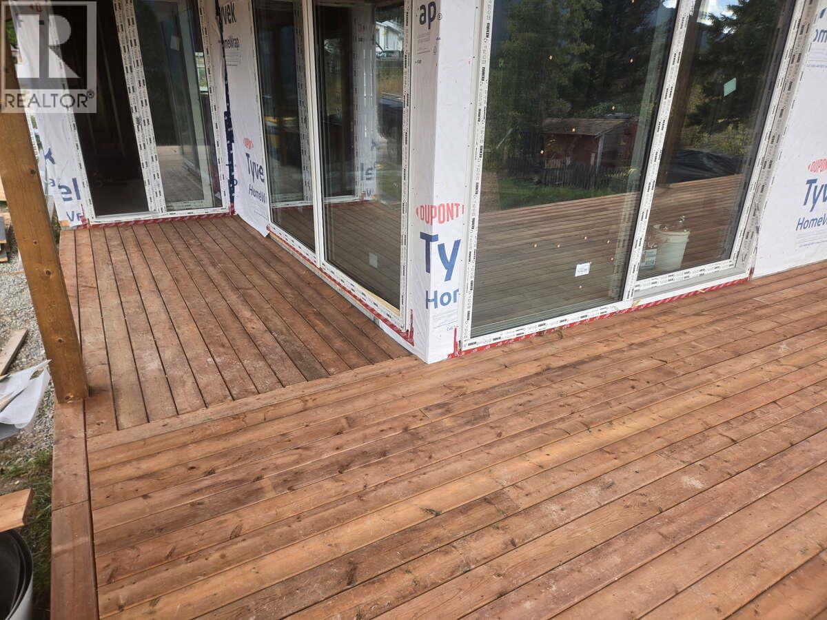 4764 Riverview Drive, Edgewater