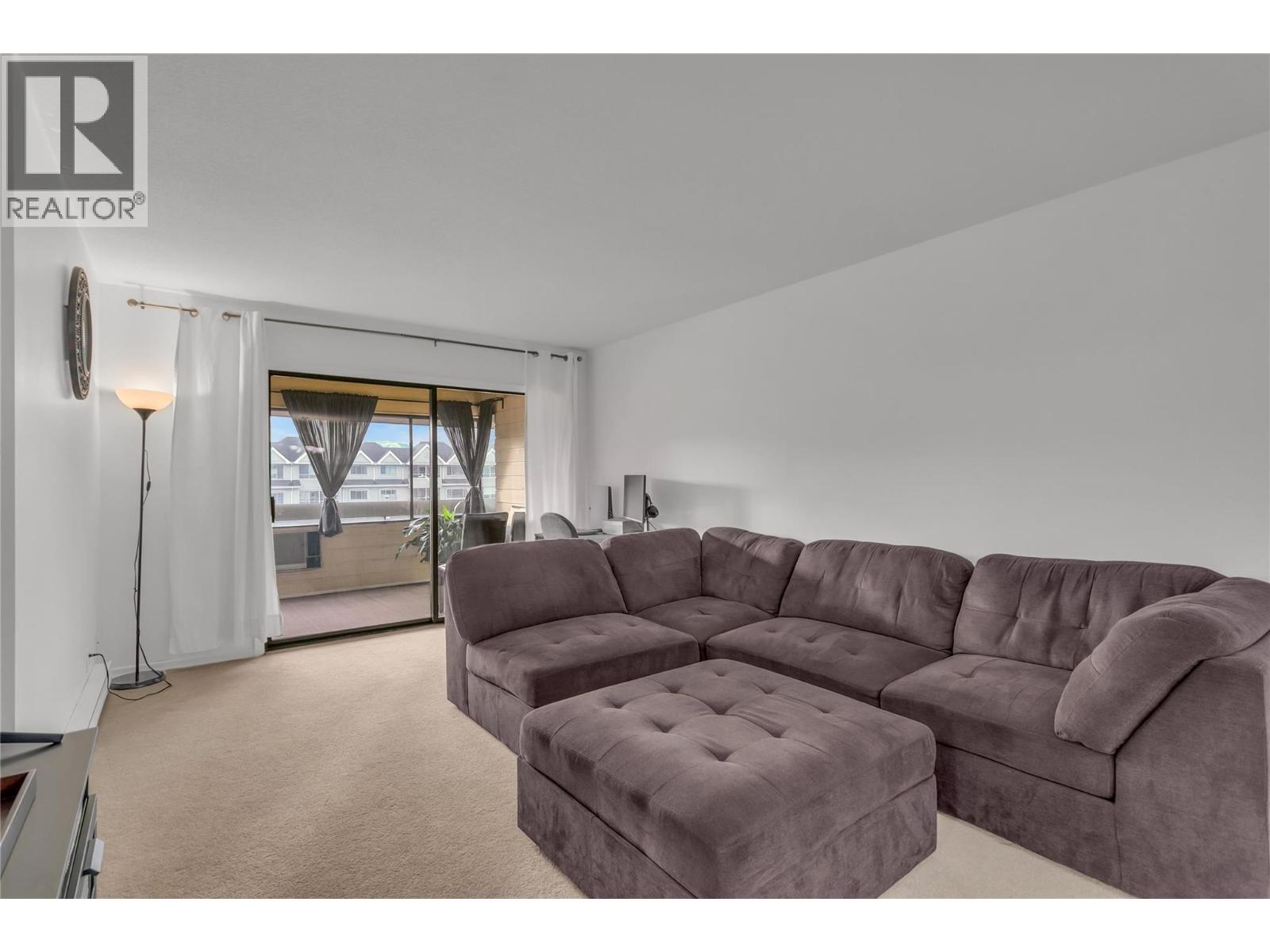 308 1075 Bernard Avenue, Kelowna