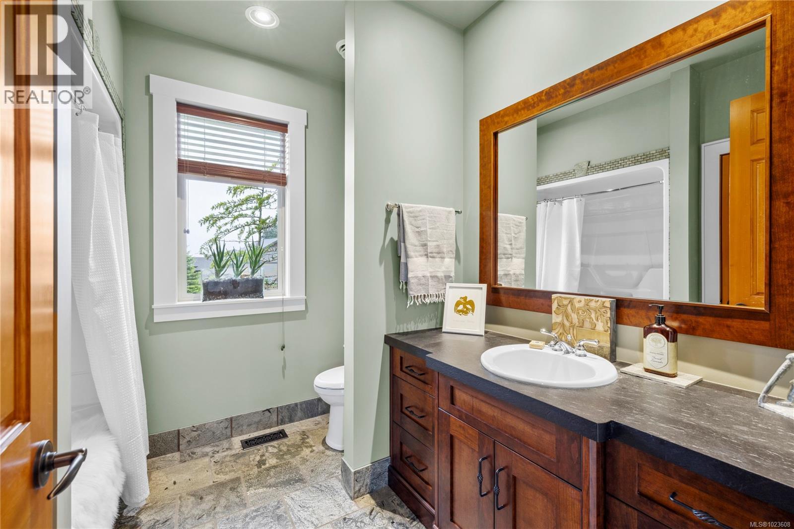 3237 Ridgeview Pl, Nanaimo