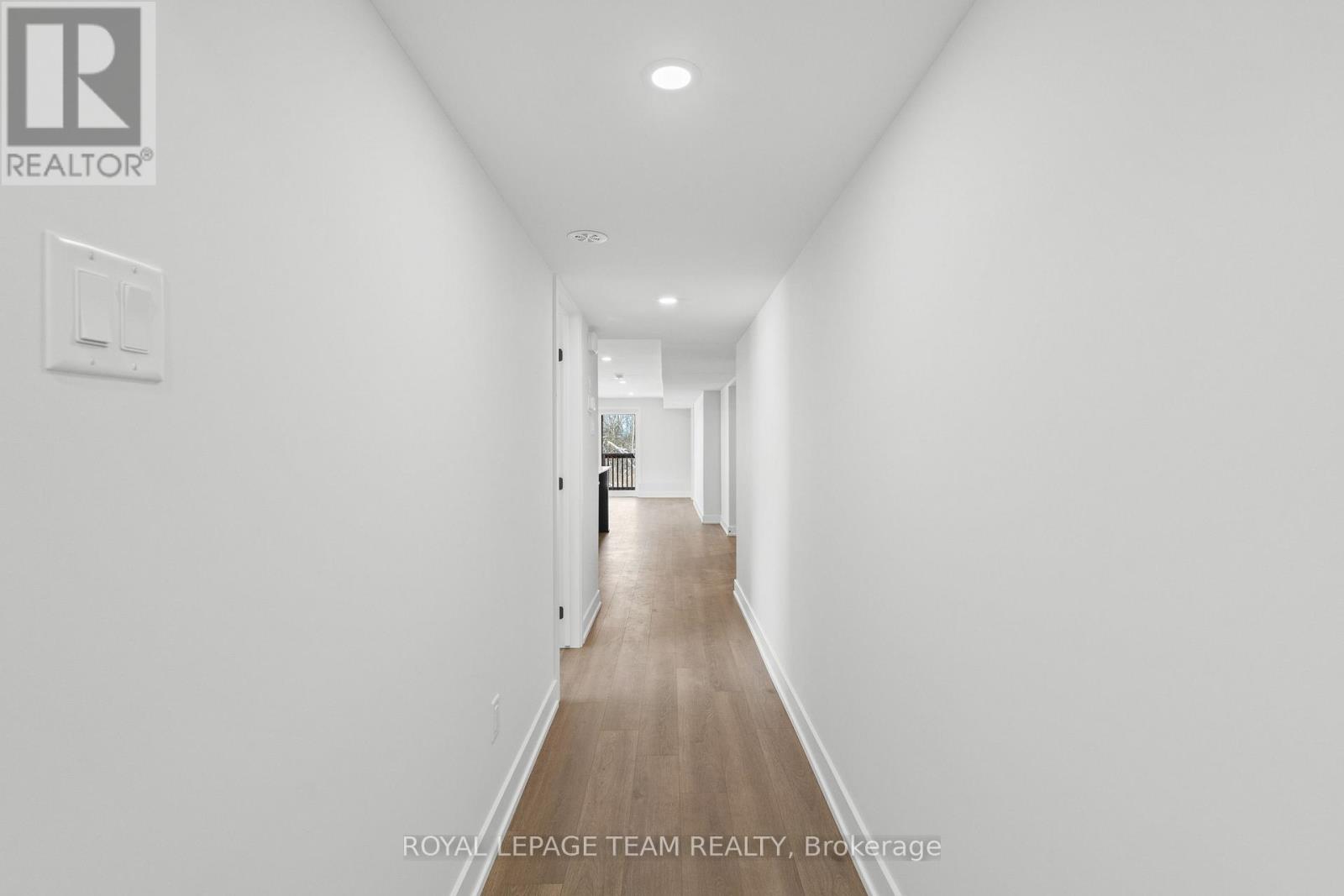 1104 Moore Unit 1 photo 3