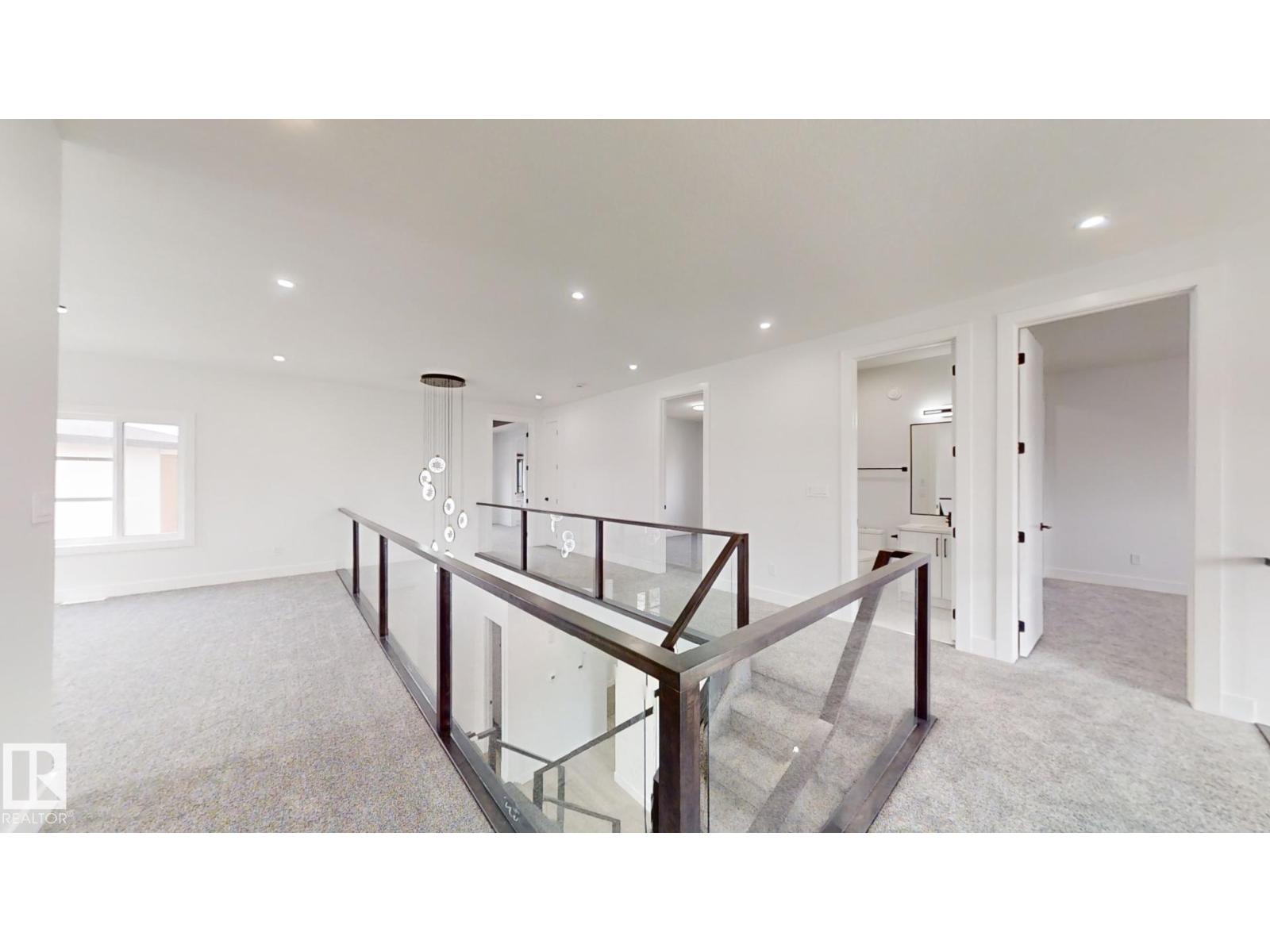 1707 18 ST NW, Edmonton