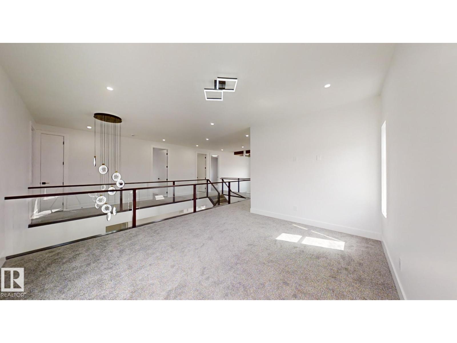 1707 18 ST NW, Edmonton