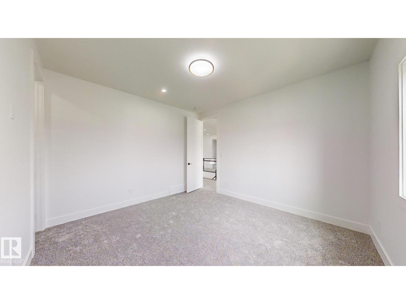 1707 18 ST NW, Edmonton