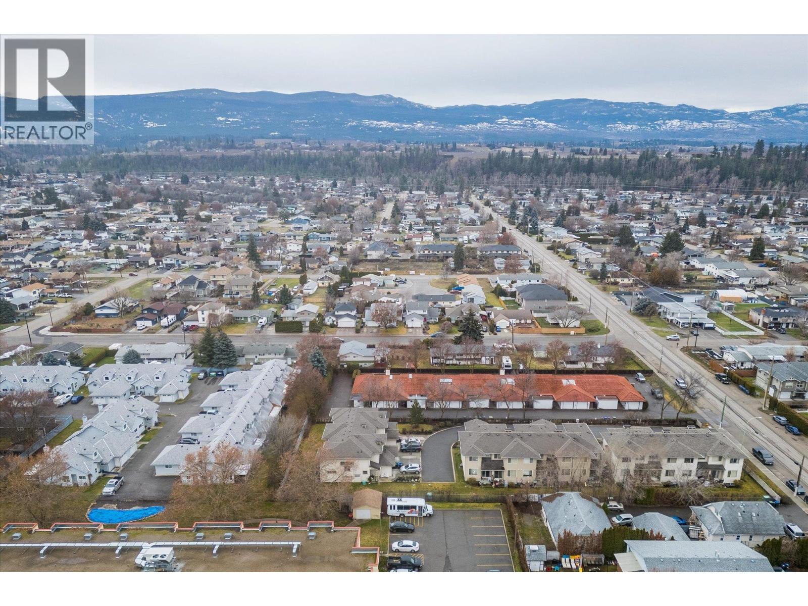 13 335 Gerstmar Road, Kelowna