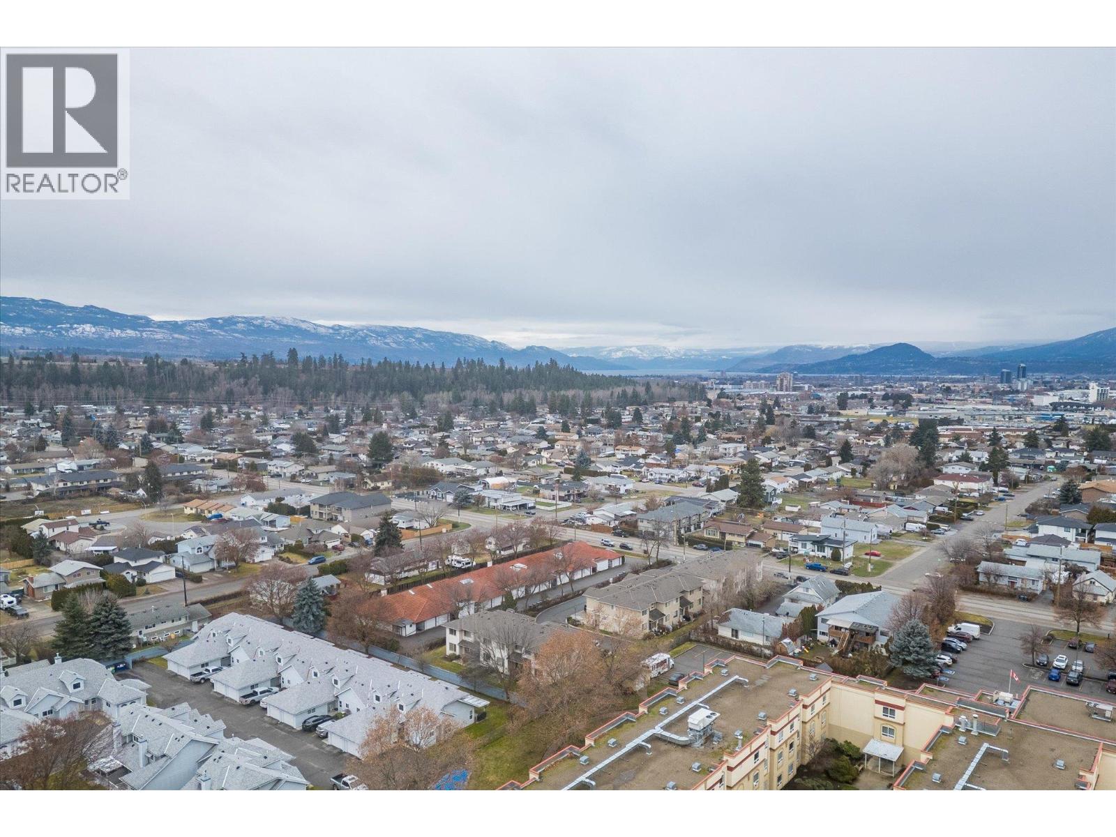 13 335 Gerstmar Road, Kelowna