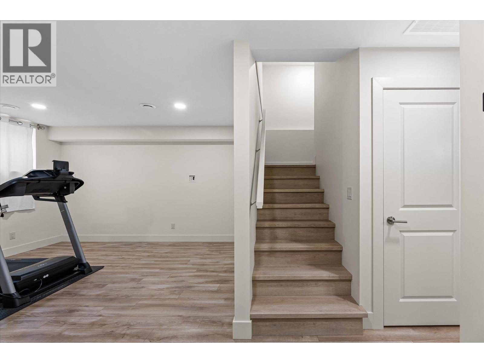 13 335 Gerstmar Road, Kelowna