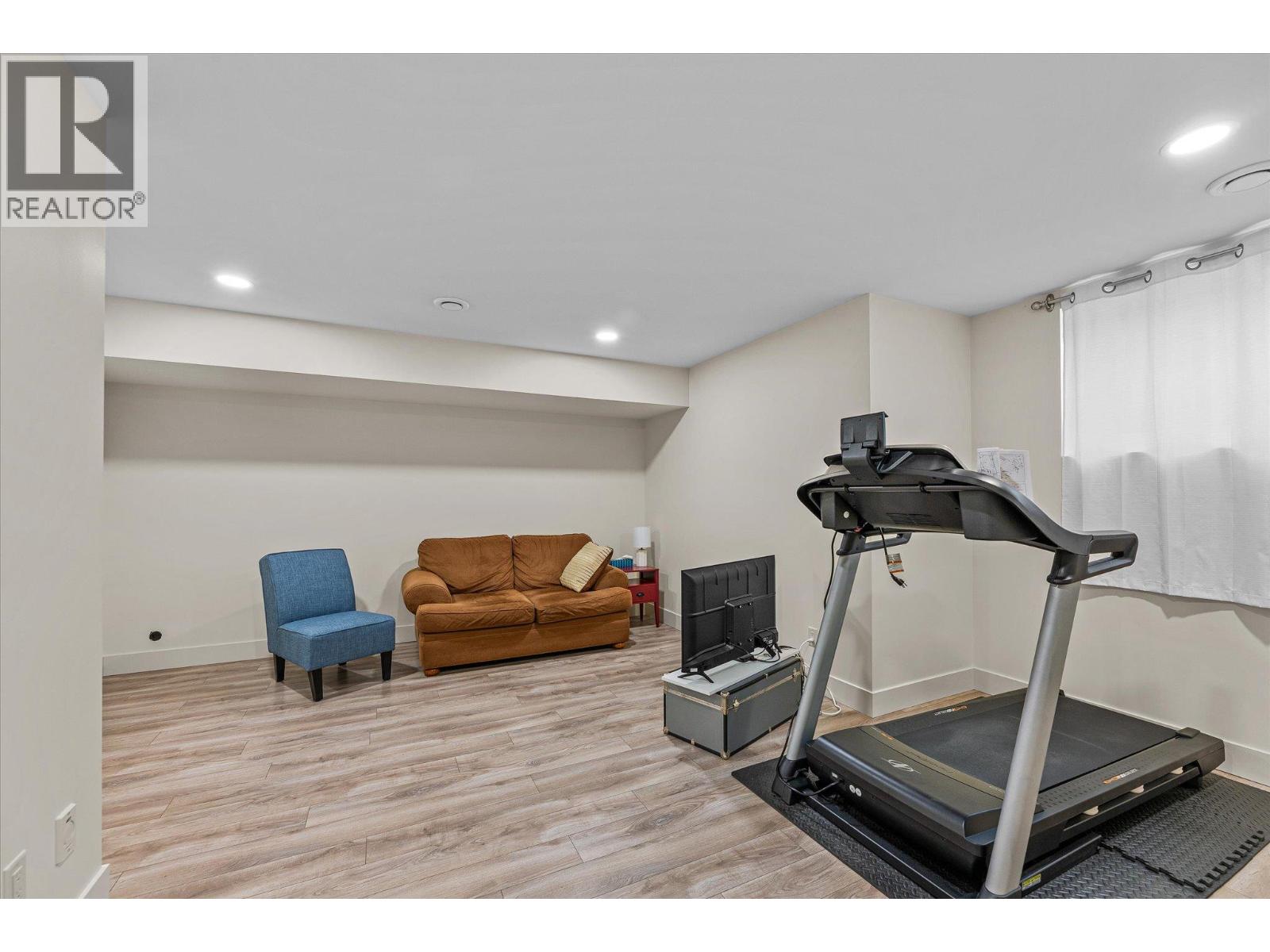 13 335 Gerstmar Road, Kelowna