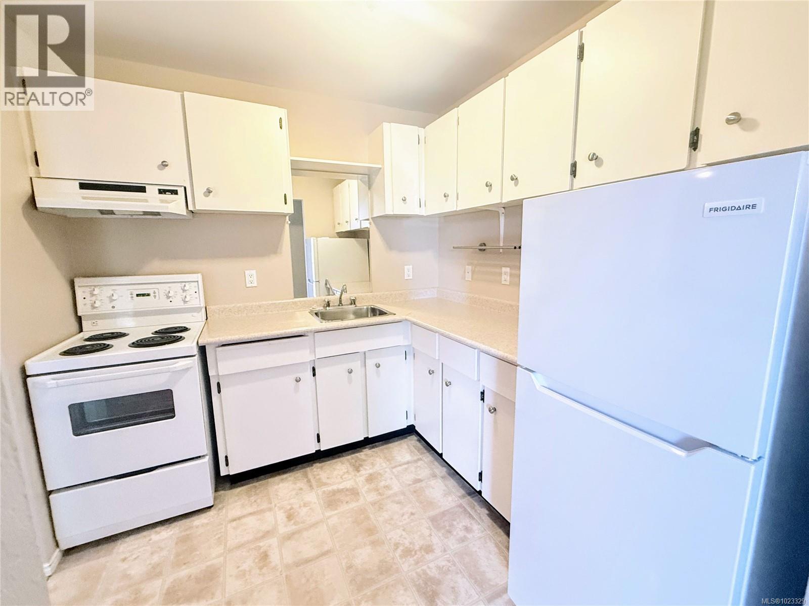 303 322 Birch St, Campbell River