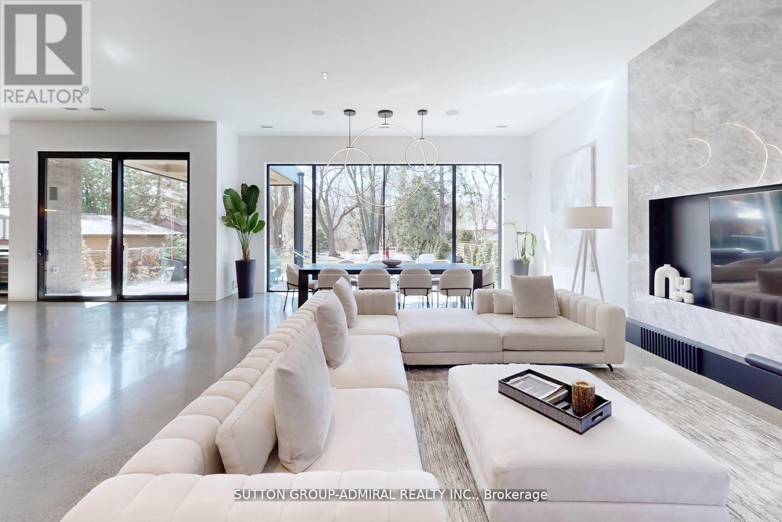 126 WOOD LANE - 14