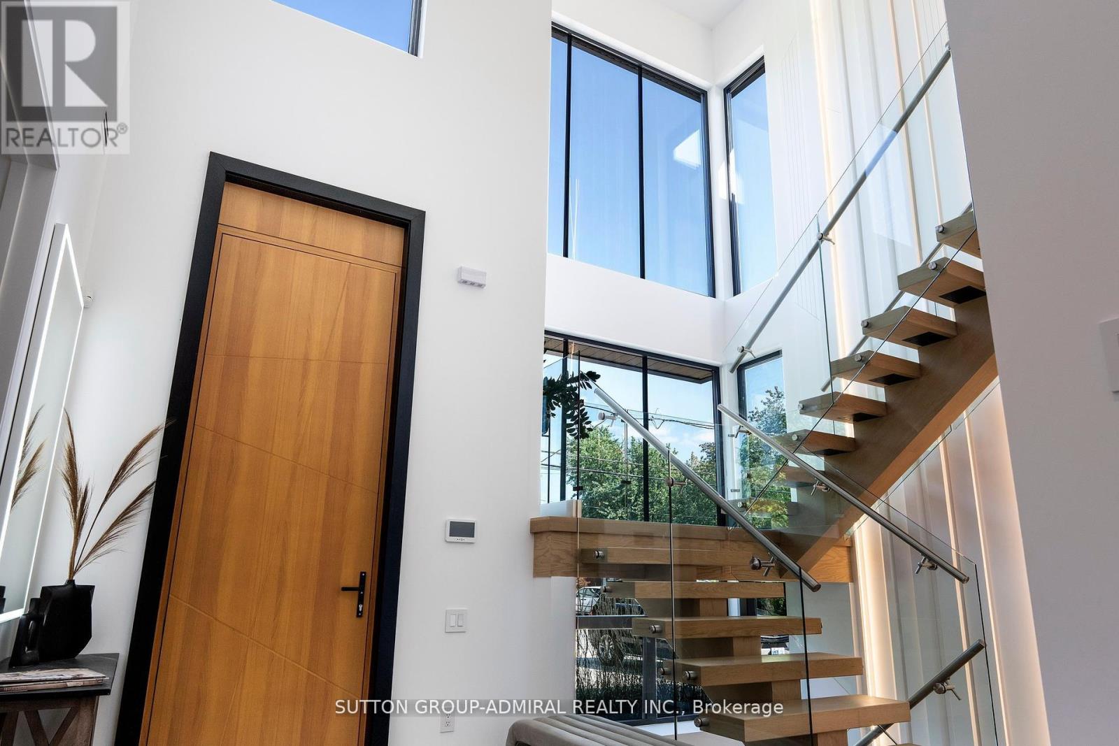 126 WOOD LANE - 2