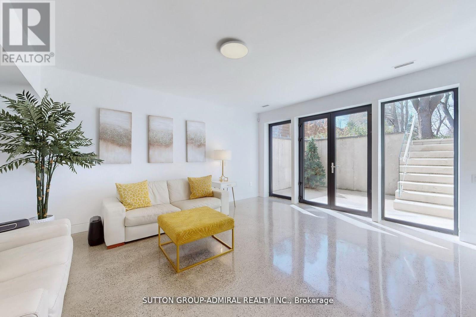 126 WOOD LANE - 30