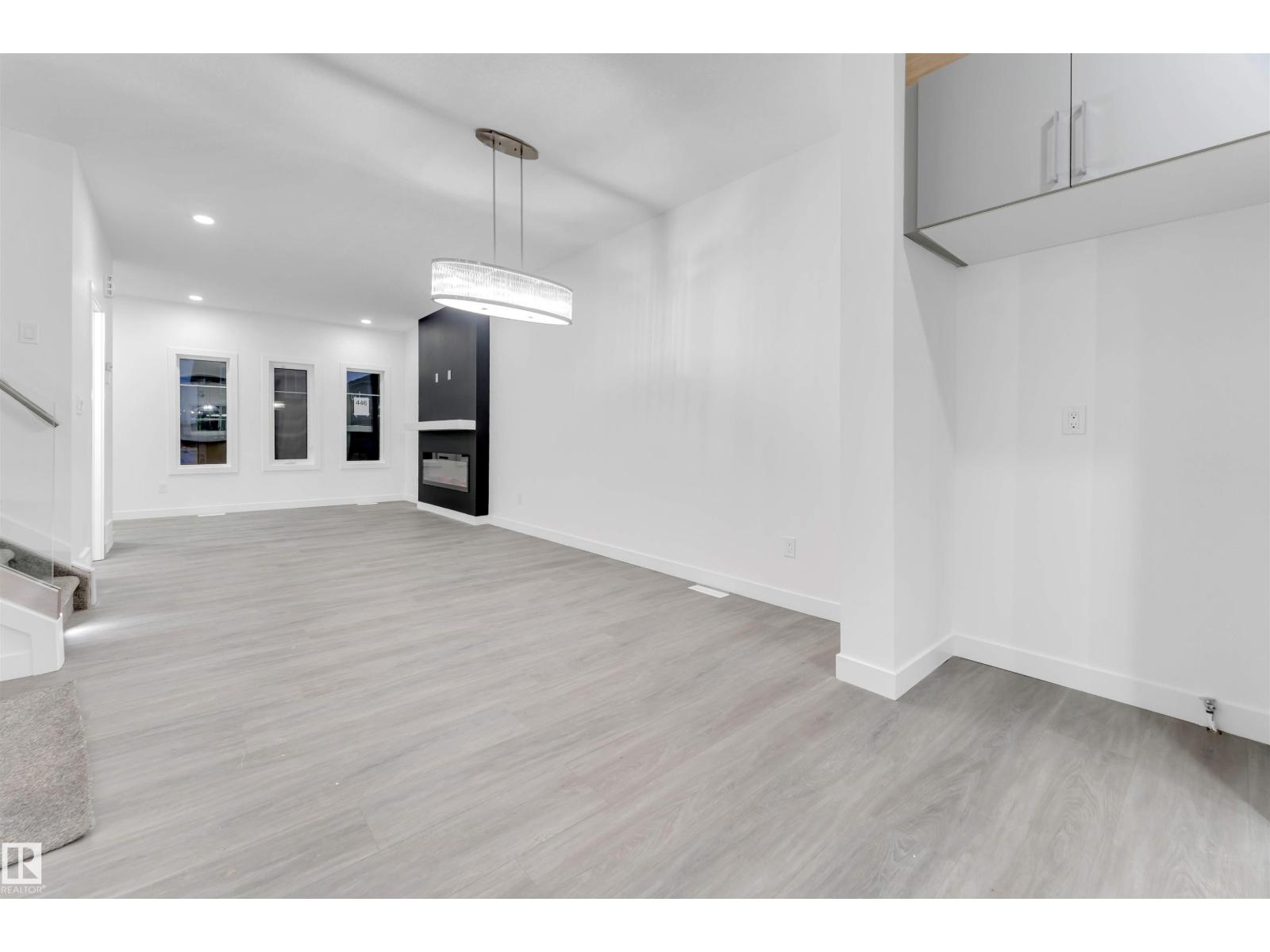 444 Crystal Creek link, Leduc