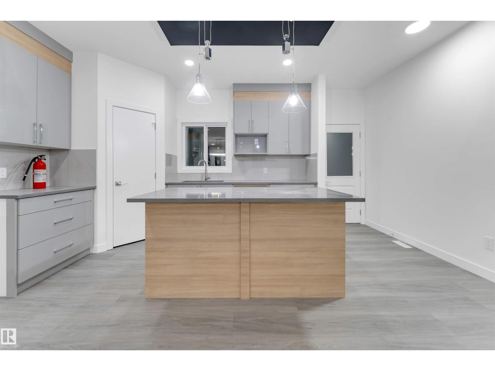 444 Crystal Creek link, Leduc