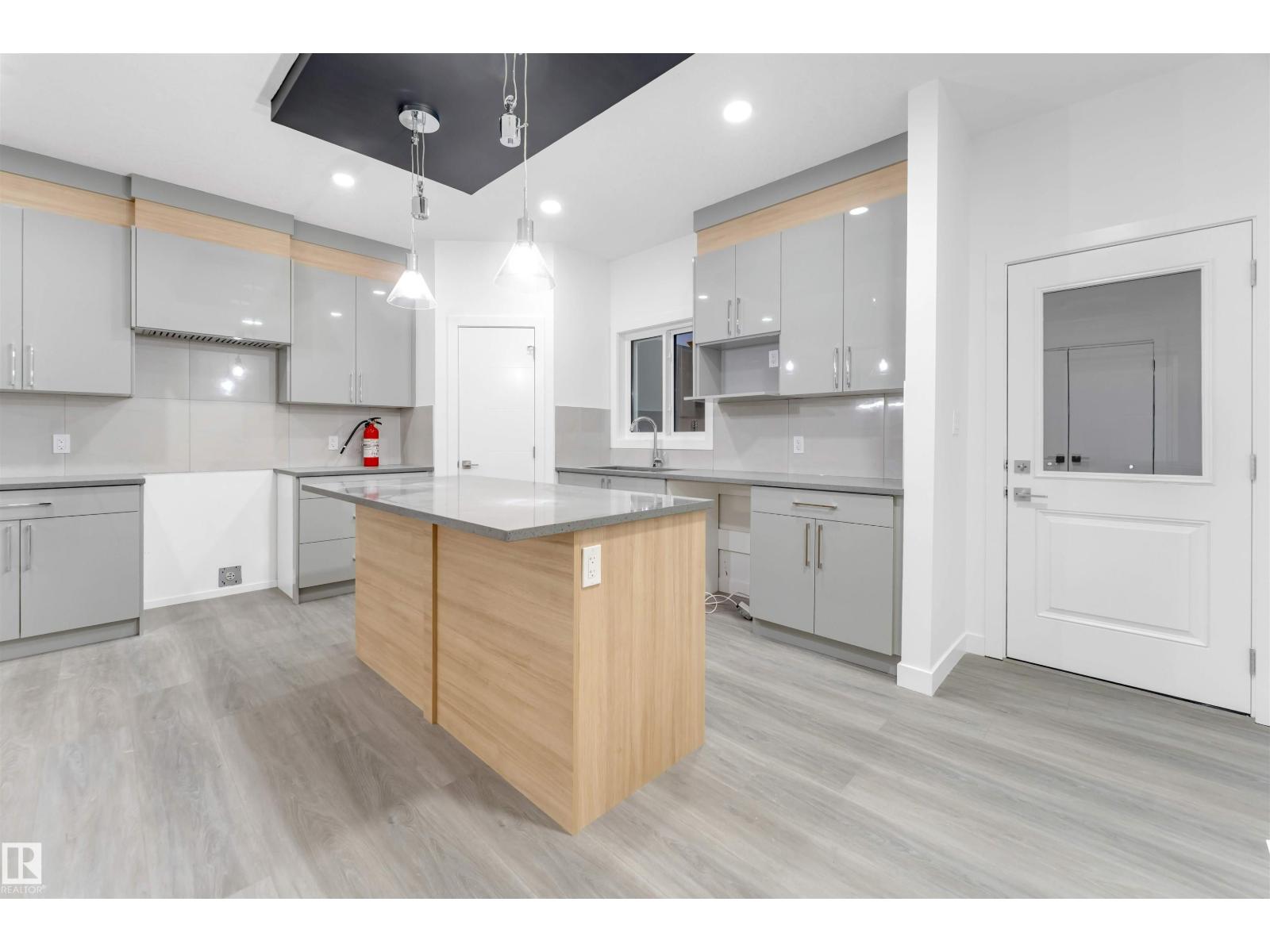 444 Crystal Creek link, Leduc