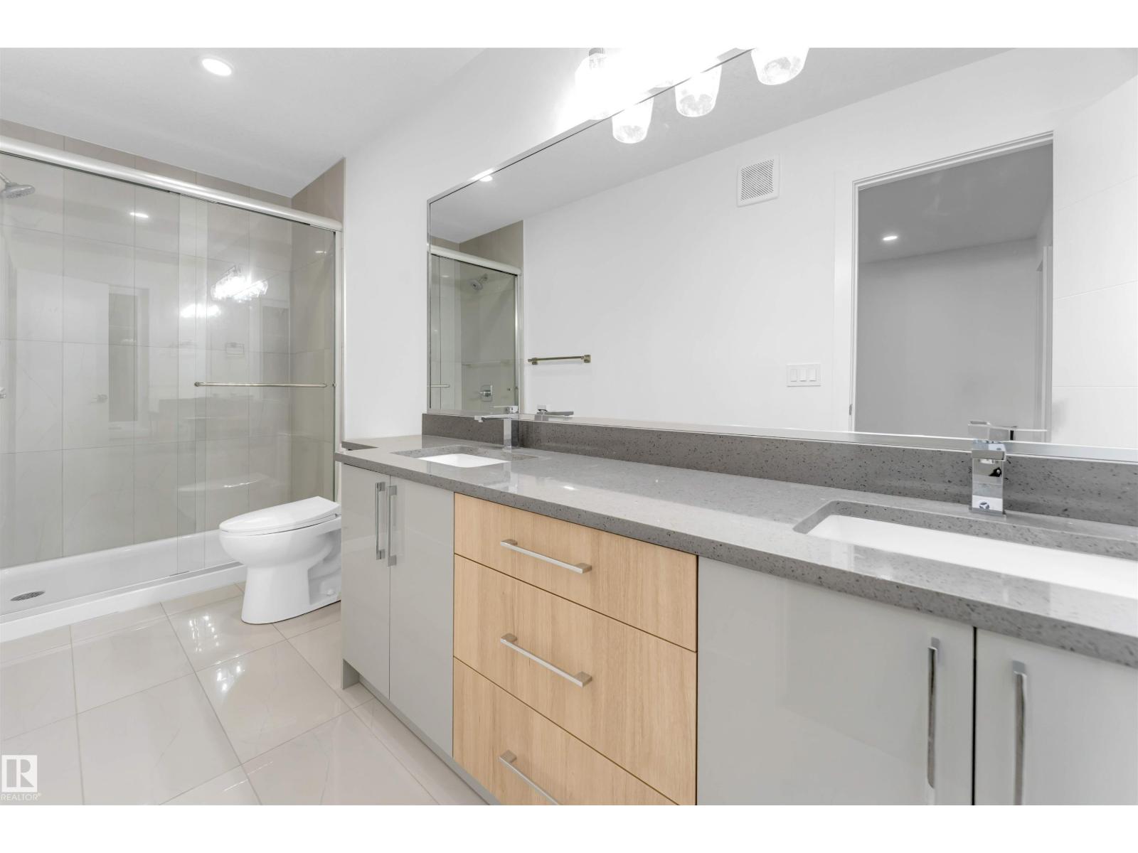 444 Crystal Creek link, Leduc